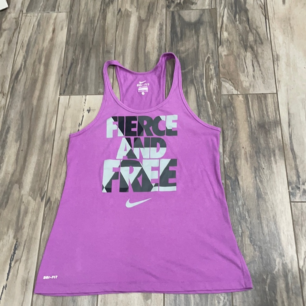 Nike women’s tank